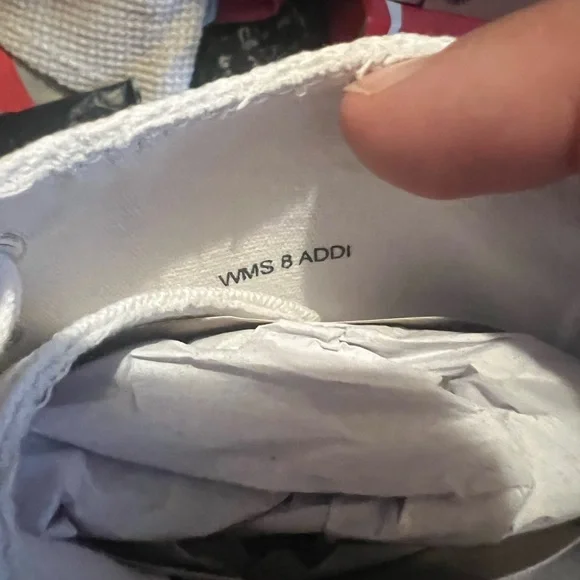 DV by Dolce Vita high-top sneaker for women size 8 BRAND NEW IN THE BOX - Picture 7 of 7